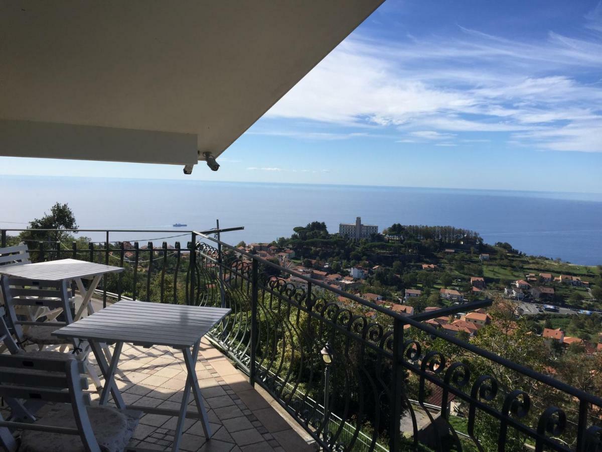 أَجيرولا B&B Villa Reginella المظهر الخارجي الصورة